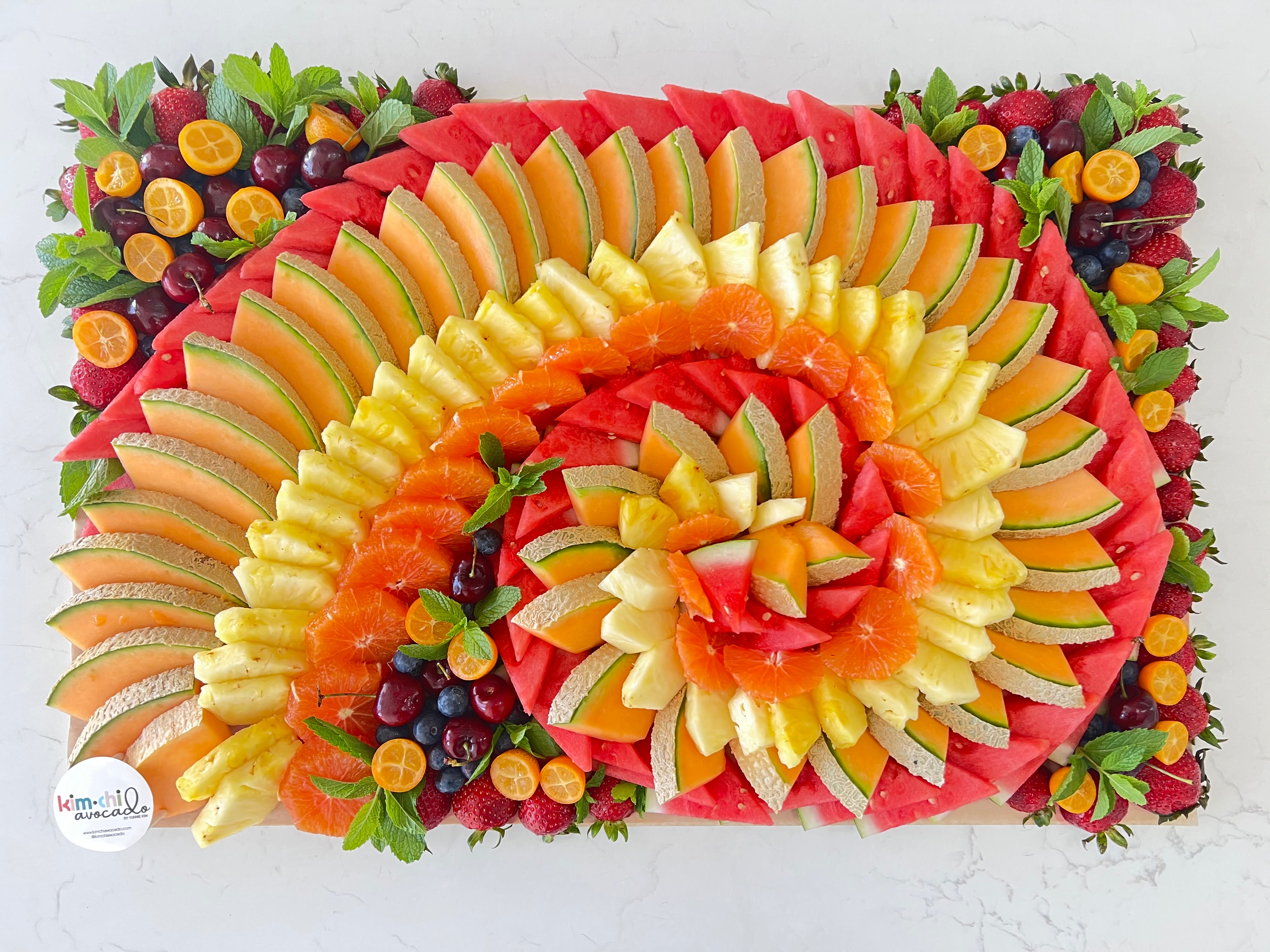 Fruitpannacottaページ Fruit Wooden Board – Kim•Chi•Avocado